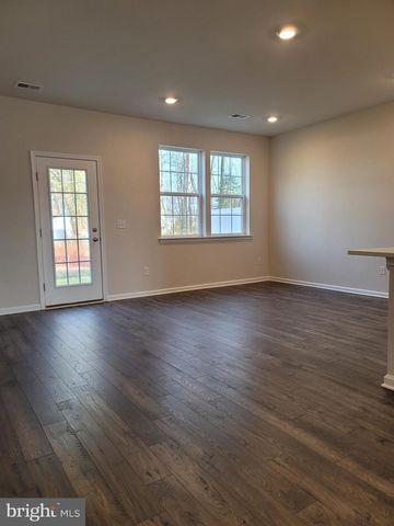 29 PEREGRINE WAY, Burlington, NJ 08016