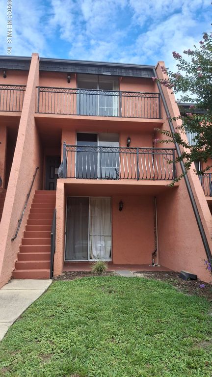 3401 TOWNSEND Boulevard 313, Jacksonville, FL 32277
