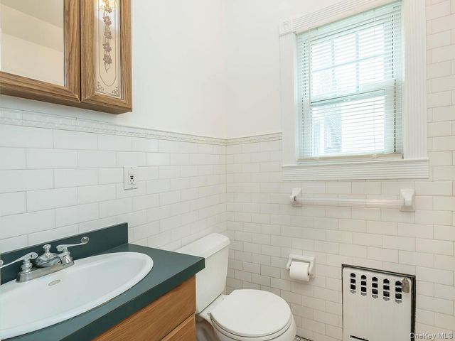 70 Central Avenue 1st Floor, Sea Cliff, NY 11579