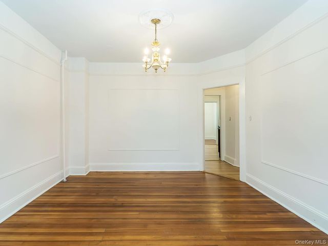 70 Central Avenue 1st Floor, Sea Cliff, NY 11579