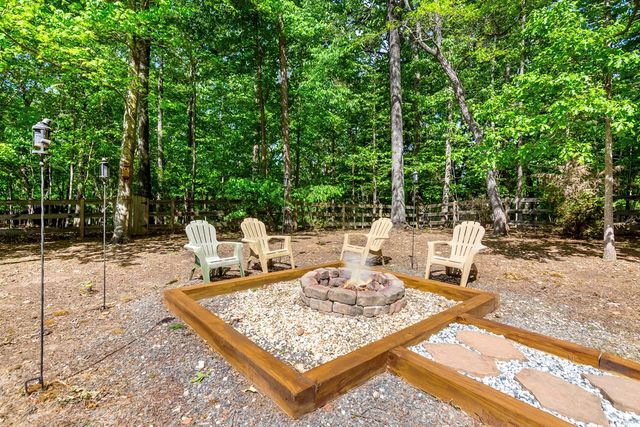 1514 Villa Drive, Ellijay, GA 30504