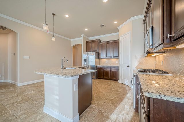 10839 Paula Bluff Lane, Cypress, TX 77433