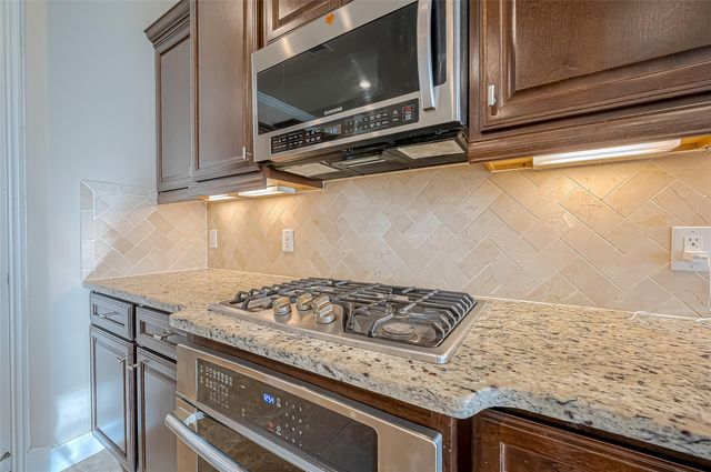 10839 Paula Bluff Lane, Cypress, TX 77433