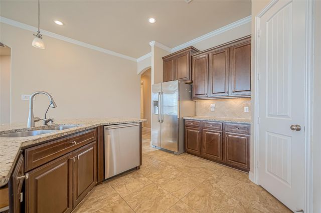 10839 Paula Bluff Lane, Cypress, TX 77433