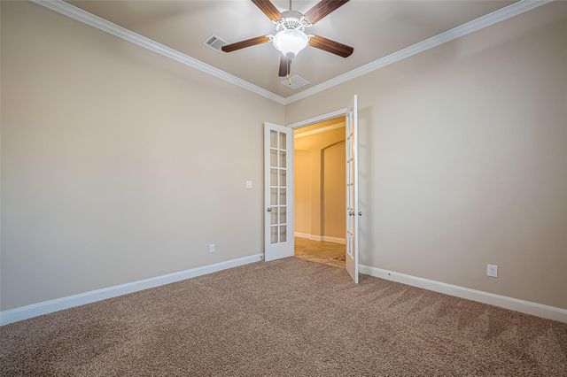 10839 Paula Bluff Lane, Cypress, TX 77433