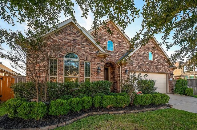 10839 Paula Bluff Lane, Cypress, TX 77433