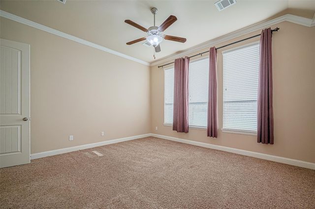 10839 Paula Bluff Lane, Cypress, TX 77433