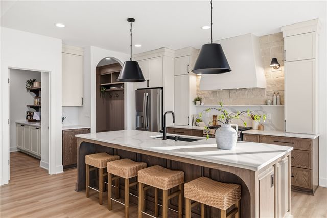 3034 NW Beechwood Drive, Grimes, IA 50111