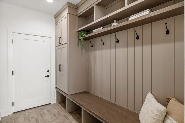 3034 NW Beechwood Drive, Grimes, IA 50111