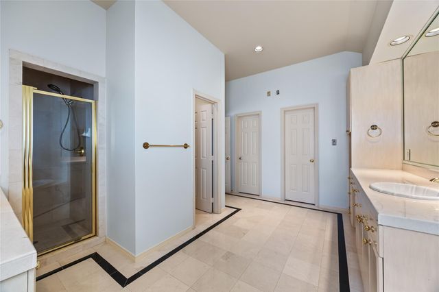 42 Milan Estates, Houston, TX 77056