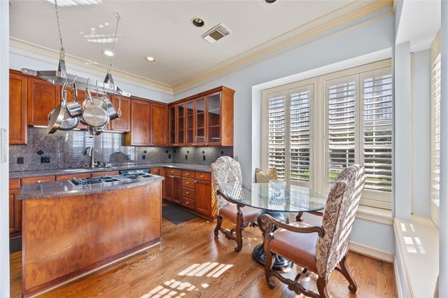 42 Milan Estates, Houston, TX 77056