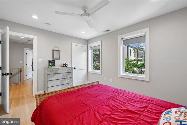 655 E ST SE, Washington, DC 20003
