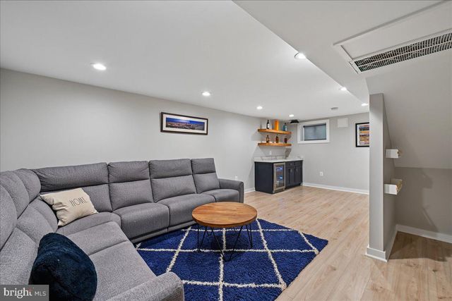 655 E ST SE, Washington, DC 20003