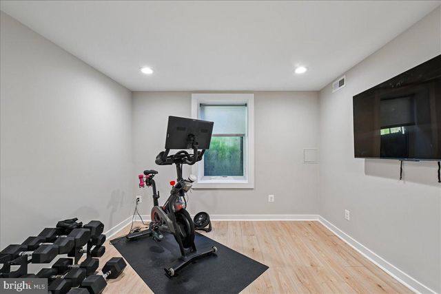 655 E ST SE, Washington, DC 20003
