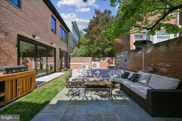 655 E ST SE, Washington, DC 20003