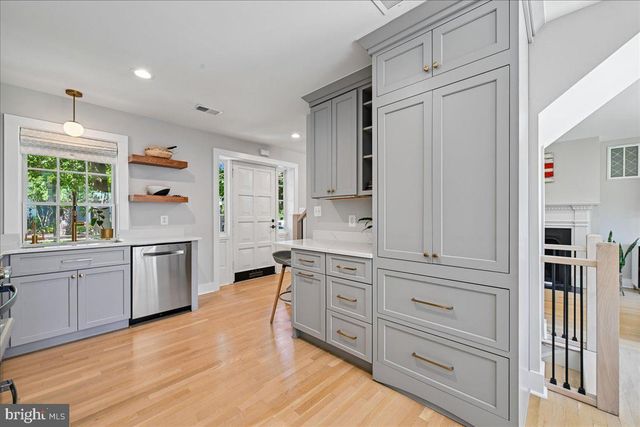 655 E ST SE, Washington, DC 20003