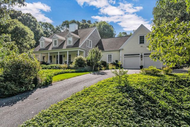 11 Manor Drive, Sandwich, MA 02537