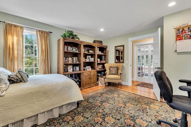 11 Manor Drive, Sandwich, MA 02537