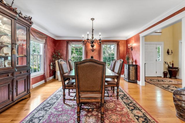 11 Manor Drive, Sandwich, MA 02537