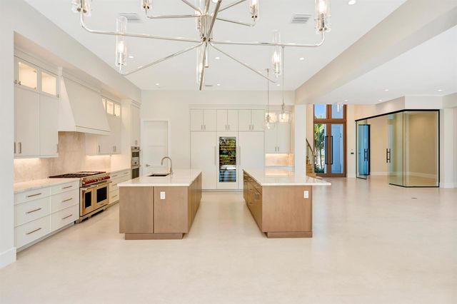 112 Regatta Drive, Jupiter, FL 33477