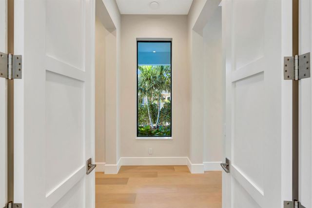 112 Regatta Drive, Jupiter, FL 33477