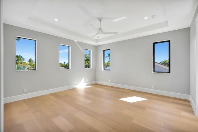 112 Regatta Drive, Jupiter, FL 33477