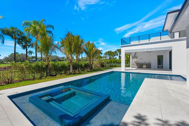 112 Regatta Drive, Jupiter, FL 33477