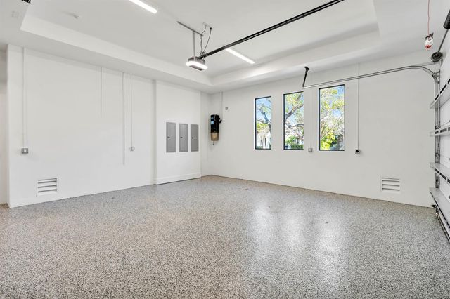 112 Regatta Drive, Jupiter, FL 33477