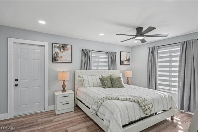 92 Oak ST, North Fort Myers, FL 33903