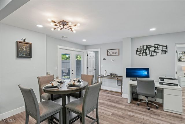 92 Oak ST, North Fort Myers, FL 33903