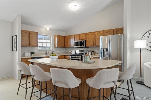 38530 Terry Lane, Westland, MI 48185