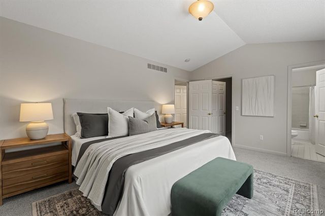 38530 Terry Lane, Westland, MI 48185