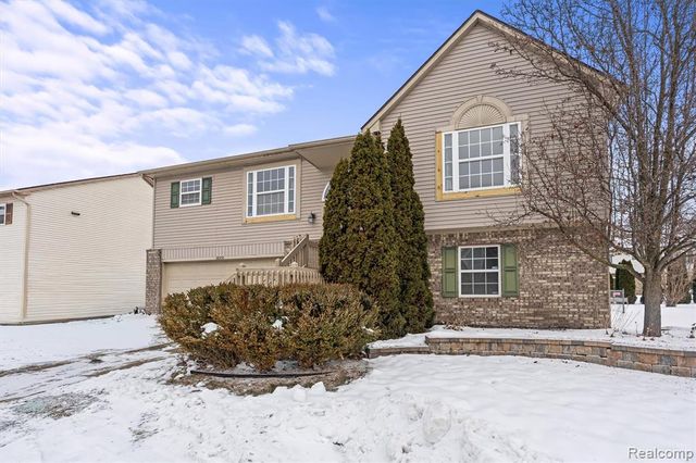 38530 Terry Lane, Westland, MI 48185