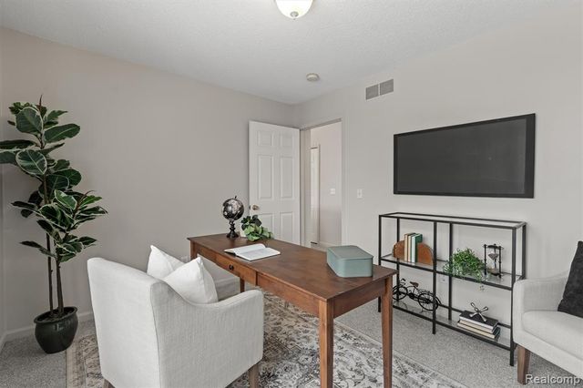 38530 Terry Lane, Westland, MI 48185