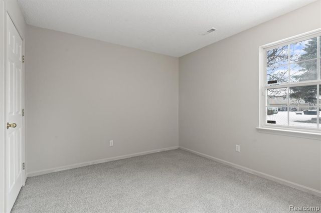 38530 Terry Lane, Westland, MI 48185