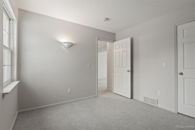 38530 Terry Lane, Westland, MI 48185