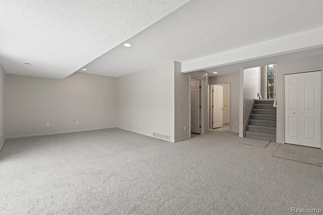 38530 Terry Lane, Westland, MI 48185