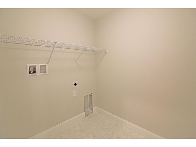 427 Old Farm Road, South Burlington, VT 05403