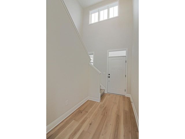 427 Old Farm Road, South Burlington, VT 05403