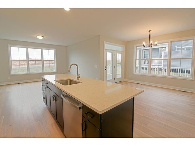 427 Old Farm Road, South Burlington, VT 05403