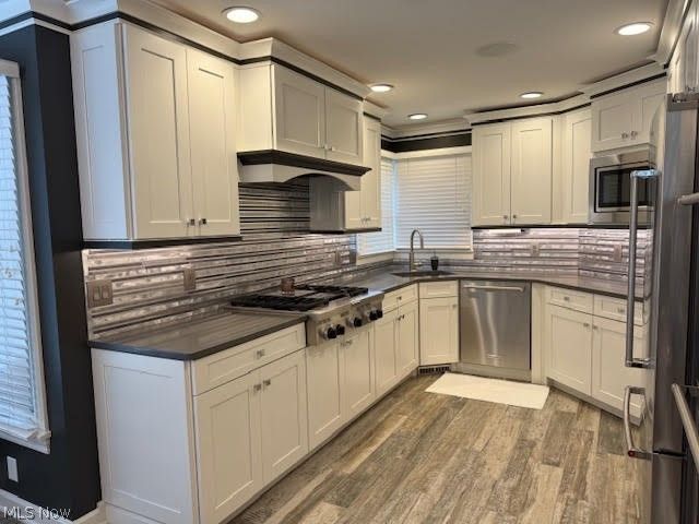 600 The Greens NE, Howland, OH 44484