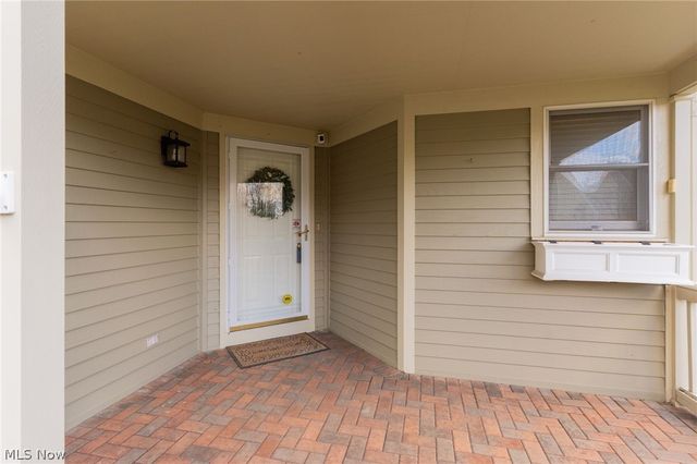 600 The Greens NE, Howland, OH 44484