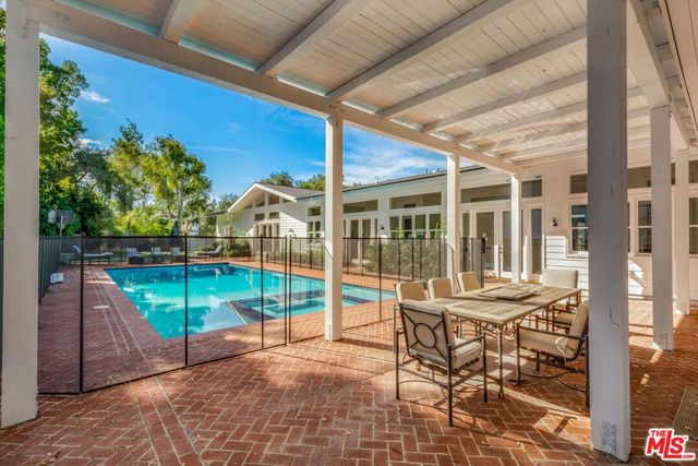 9669 Oak Pass Road, Beverly Hills, CA 90210