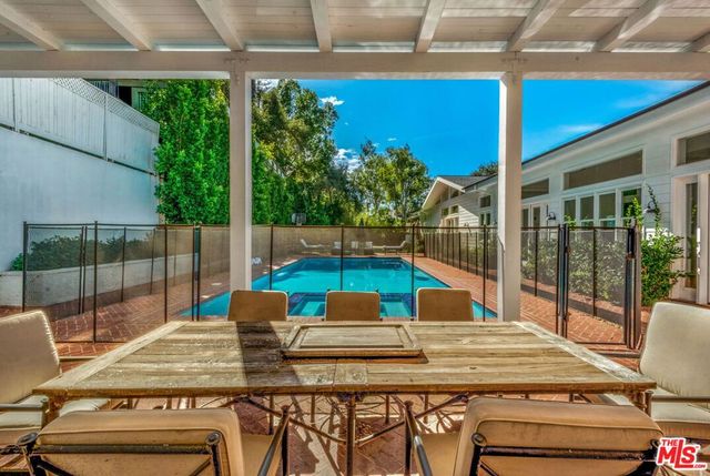 9669 Oak Pass Road, Beverly Hills, CA 90210