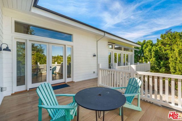 9669 Oak Pass Road, Beverly Hills, CA 90210