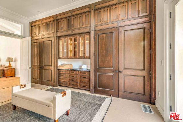 9669 Oak Pass Road, Beverly Hills, CA 90210