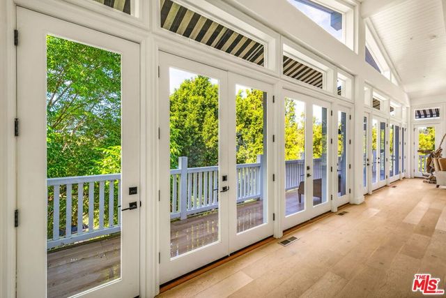 9669 Oak Pass Road, Beverly Hills, CA 90210