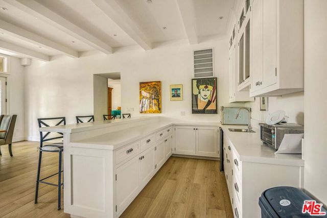 9669 Oak Pass Road, Beverly Hills, CA 90210