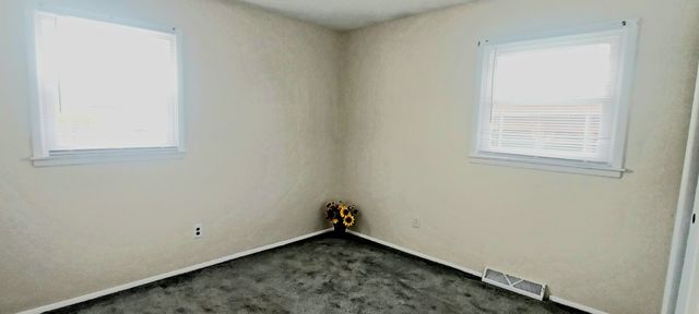 1105 Assell Avenue, Aurora, IL 60505