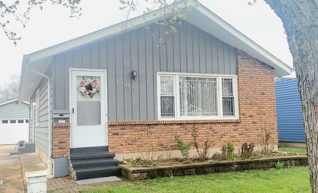 1105 Assell Avenue, Aurora, IL 60505